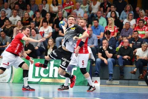 Goalscoring by Justin Mueller Essen TV Huettenberg vs TuSEM Essen Handball 2 Bundesliga 20 04 2019 TV Huettenberg vs TuSEM Essen Handball 2 Bundesliga 20 04 2019 Huettenberg Copyright: xEIBNER RenexWeissx EP_RWS