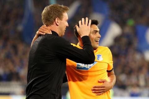 Nadiem Amiri TSG 1899 Hoffenheim is happy with head coach Julian Nagelsmann TSG 1899 Hoffenheim about his goal to 1 4 at the BL game season 2018 19 FC Schalke 04 TSG 1899 Hoffenheim Copyright Thomas Pakusch Copyright: Thomas Pakusch