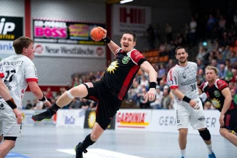 Lübbecke Germany 20 04 2019 2 Handball Bundesliga 2018 2019 TuS N Lübbecke vs TuS Ferndorf M Lukasz Gierak Lübbecke Lübbecke Nordrhein Westfalen Germany Merkur Arena