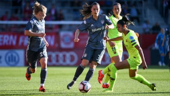 v li Leonie Maier FC Bayern München FCB 20 Sara Ilonka Däbritz Sara Daebritz FC Bayern München FCB 33 Alexia Putellas Barcelona 11 Leila Ouahabi Barcelona 15 in duel duel tackle dynamics action football UEFA Womens Champions League FC Bayern München FC Barcelona xslx