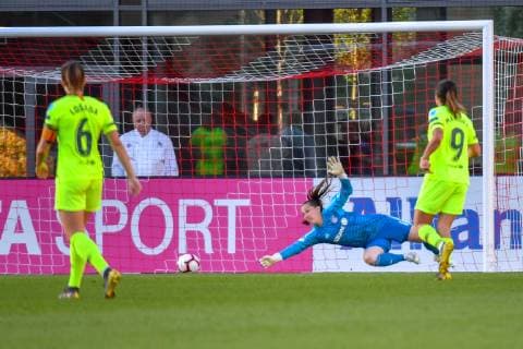 Football UEFA Womens Champions League 21 04 2019 FC Bayern Muenchen FC Barcelona Football UEFA Womens Champions League 21 04 2019 FC Bayern Muenchen FC Barcelona in Muenchen FCB Campus Bayern Germany Goal for Barcelona DFL REGULATIONS PROHIBIT ANY USE OF PHOTOGRAPHS AS IMAGE SEQUENCES AND OR QUASI VIDEO