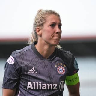 Verena Schweers FC Bayern Munich FCB 22 after game end disappointed looking disappointed frustration disappointed pessimistic single picture action soccer UEFA Women s Champions League FC Bayern Munich FC Barcelona xslx