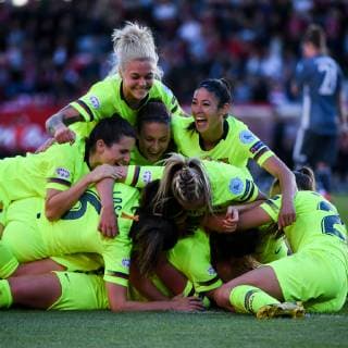 FC Barcelona players with goal celebration celebration celebration of goal success celebrate the goal goal celebration celebration of goal 0 1 by Kheira Hamraoui Barcelona 18 lowest on the ground optimistic action action football UEFA Women s Champions League FC Bayern Munich FC Barcelona xslx