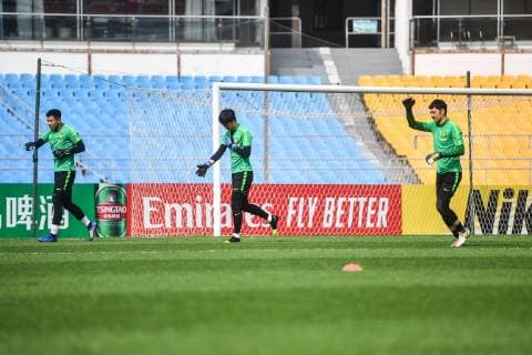 Players of China s Beijing Sinobo Guoan take part in a training session before the group G match against Thailand s Buriram United during the 2019 AFC Champions League in Beijing, China, 23 April 2019. Beijing Sinobo Guoan gears up for 2019 AFC group G match 20190423_603581
