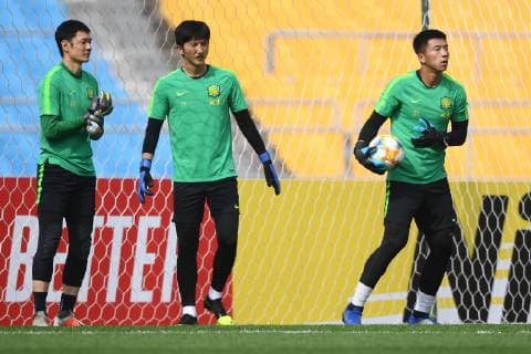 Players of China s Beijing Sinobo Guoan take part in a training session before the group G match against Thailand s Buriram United during the 2019 AFC Champions League in Beijing, China, 23 April 2019. Beijing Sinobo Guoan gears up for 2019 AFC group G match 20190423_803713