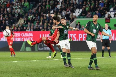 Goncalo Paciencia Eintracht Frankfurt vs. William de A Furtado Mi and John Anthony Brooks VfL Wolfsburg 1 Soccer Bundesliga 2018 2019 VfL Wolfsburg vs. Eintracht Frankfurt in the Volkswagen Arena in Wolfsburg Action Germany Soccer Man Men 22 04 2019 According to the specifications the DFL Deutsche Fußball Liga is prohibited from using or having used photographs taken in the stadium and or from the match in the form of sequence images and or video-like photo sequences DFL regulations prohibit any use of photographs as image sequences and or quasi video