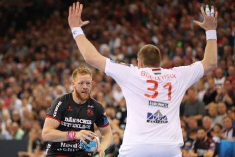 SG Flensburg Handewitt vs. Telekom Veszprem HC Handball EHF Champions League Quarter Finals 24 04 19 Jim Gottfridsson SG Flensburg Handewitt 24 vs. Blaz Blagotinsek Telekom Veszprem HC 31 xmmkx