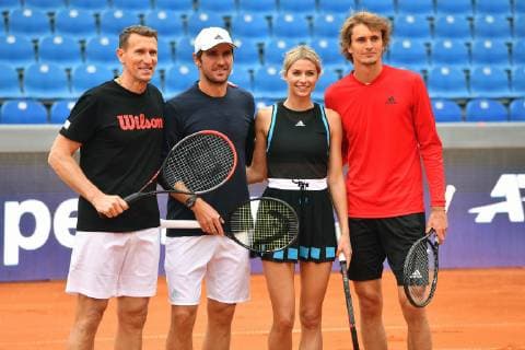 v li Patrick KUEHNEN Mischa ZVEREV Model Lena GERCKE Alexander ZVEREV Group photo Press event Promidoppel Lena Gercke Alexander Zverev Tennis BMW Open 2019 on 26 04 2019 in Munich