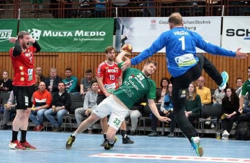 v li Bennet Johen HC Rhein Vikings Niklas Weis HC Rhein Vikings Michael Schulz DJK Rimpar Wolves Mikkel Moldrup HC Rhein Vikings DKB 2 Handball Bundesliga DJK Rimpar Wolves HC Rhein Vikings xfskrx
