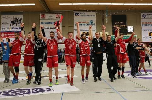 TuS Ferndorf TV Hüttenberg 26 04 2019 This year for the first time again reason to cheer after the 25 17 victory over TV Hüttenberg Kreuztal Stählerwiese Germany in home hall