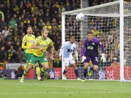Norwich City v Blackburn Rovers Sky Bet Championship Teemu Pukki of Norwich City during the Sky Bet Championship match at Carrow Road, Norwich Content Not Available For UK Newspapers Copyright: xAlanxStanfordx FIL-13173-0072