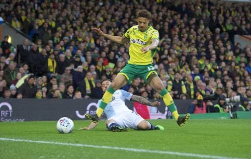 Norwich City v Blackburn Rovers Sky Bet Championship Jamal Lewis of Norwich City and Adam Armstrong of Blackburn Rovers during the Sky Bet Championship match at Carrow Road, Norwich Content Not Available For UK Newspapers Copyright: xAlanxStanfordx FIL-13173-0080