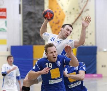 Germany Kelkheim Münster 27 04 2019 Handball Hessen Oberliga Men Season 2018 2019 TSG Münster blue TV Büttelborn ws v l Felix Ikenmeyer Münster Maximilian Kehlenbach TV Büttelborn Klaudio Hranjec Münster Sport TSG Münster TV Büttelborn