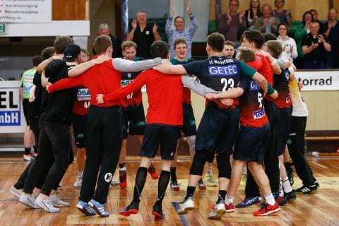 27 04 2019 xtgx Handball 3 Liga Nord SC Magdeburg YoungsterS HSV Hannover emspor v l Magdeburg Jubel über den Sieg Jubel nach Spielende Magdeburg