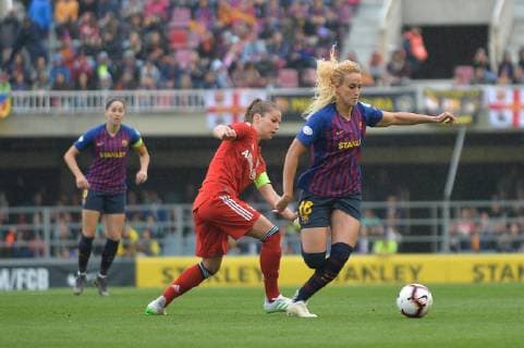 Melanie Leupolz FC Bayern Muenchen Melli Leupolz against Hamraoui Kheira FC Barcelona Barcelona Spain 28 04 2019 Soccer womens soccer FC Barcelona FC Bayern München xklx