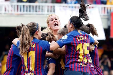 FC Barcelona Barca s players celebrate after scoring a penalty shot against Bayern Munich during their Women s Champions League semifinal first leg match at the Mini Estadi in Barcelona, Spain, 28 April 2019. FC Barcelona vs. Bayern Munich !ACHTUNG: NUR REDAKTIONELLE NUTZUNG!  Copyright: xAlbertoxEstévezx GRAF9597 20190428-636920558139102391