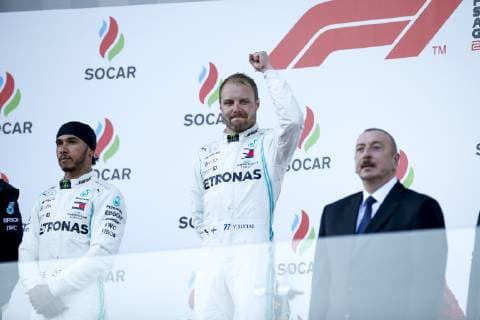 Formel 1, GP Aserbaidschan, Sieger Valtteri Bottas Motorsports: FIA Formula One World Championship WM Weltmeisterschaft 2019, Grand Prix of Azerbaijan, 44 Lewis Hamilton (GBR, Mercedes AMG Petronas Motorsport), 77 Valtteri Bottas (FIN, Mercedes AMG Petronas Motorsport), Baku Azerbaijan
