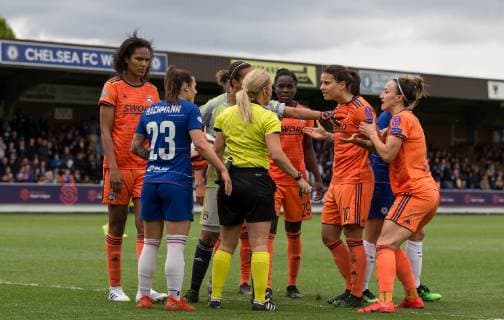 Arguments between Ramona Bachmann of Chelsea Women & Lyon players during the UEFA Women s Champions League semi-final 2nd leg match between Chelsea Women and Olympique Lyonnais Feminin at the Cherry Red Records Stadium, Kingston, England on 28 April 2019. Copyright: xAndyxRowlandx PMI-2789-0019