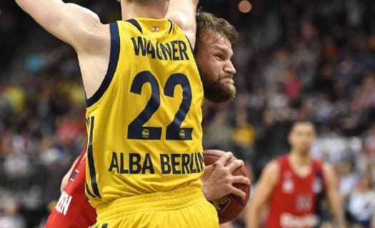 Danilo Barthel FC Bayern past Franz Wagner ALBA ALBA Berlin FC Bayern Munich Basketball easy Credit BBL men men men men men season 2018 2019 Berlin 28 4 2019 Mercedes Benz Arena