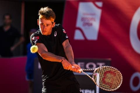 April 29, 2019 - Estoril, Lisbon, Portugal - Alex de Minaur from Australia seen in action during the Day 3 of Millennium Estoril Open 2019 in Estoril, Portugal. Tennis: Millennium Estoril Open - Day 3 in Estoril, Portugal - 29 Apr 2019 - ZUMAs197 20190429_zaa_s197_069 Copyright: xHenriquexCasinhasx