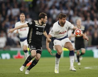 Daley Blind of Ajax tackles Fernando Llorente of Tottenham during the UEFA Champions League match at the Tottenham Hotspur Stadium, London. Picture date: 30th April 2019. Picture credit should read: David Klein Sportimage EDITORIAL USE ONLY. No use with unauthorised audio, video, data, fixture lists, club league logos or live services. Online in-match use limited to 120 images, no video emulation. No use in betting, games or single club league player publications. SPI-0063-0030
