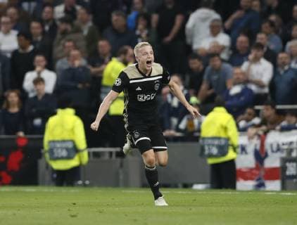 Donny van de Beek of Ajax celebrates scoring the first goal during the UEFA Champions League match at the Tottenham Hotspur Stadium, London. Picture date: 30th April 2019. Picture credit should read: David Klein Sportimage EDITORIAL USE ONLY. No use with unauthorised audio, video, data, fixture lists, club league logos or live services. Online in-match use limited to 120 images, no video emulation. No use in betting, games or single club league player publications. SPI-0063-0039