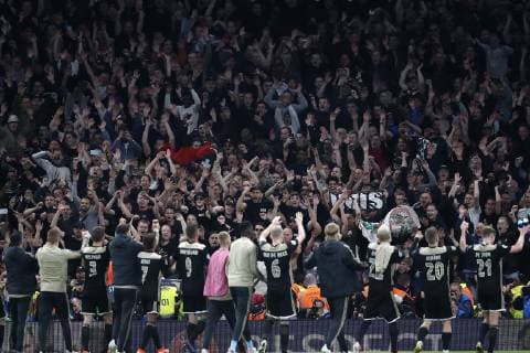 LONDON Football, 30-04-2019, season 2018 2019 , Tottenham Stadium . Semi final Champions League first leg. Fans and Ajax players celebrating the 0-1 win during the game Tottenham Hotspur - Ajax Tottenham Hotspur - Ajax x3292730x