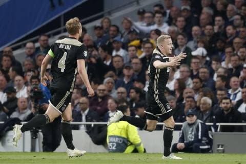LONDON Football, 30-04-2019, season 2018 2019 , Tottenham Stadium . Semi final Champions League first leg. Matthijs de Ligt , Donny van de Beek 0-1 during the game Tottenham Hotspur - Ajax Tottenham Hotspur - Ajax x3294599x