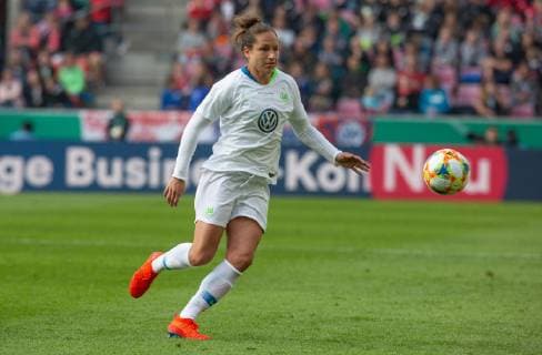 Cologne Germany 01 05 2019 DFB Cup Final Women VFL Wolfsburg SC Freiburg Babett Peter Wolfsburg in action DeFodi512