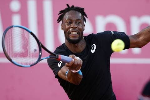 Sport Bilder des Tages May 3, 2019 - Estoril, Lisbon, Portugal - Gael Monfils from France returns a ball to Alejandro Davidovich Fokina from Spain during their Millennium Estoril Open ATP Tennis Herren 250 Singles final tennis match, in Estoril, near Lisbon, on May 3, 2019. Estoril Open 2019 - Davidovich Fokina v Gael Monfils  - ZUMAn230 20190503_zaa_n230_375 Copyright: xCarlosxPalmax