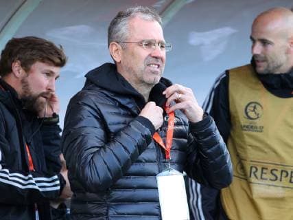 Germany v Italy UEFA EURO EM Europameisterschaft Fussball U17 U 17 Championship Michael Feichtenbeiner Manager of Germany during the UEFA Euro U17 Championship match at Tallaght Stadium, Tallaght Content Not Available For UK Newspapers Copyright: xYannisxHalasx FIL-13210-0041