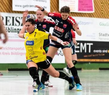 Aylin Bok SG H2Ku Herrenberg Kuties 08 Kamila Szczecina HC Roedertal 07 Jurate Zilinskaite SG H2Ku Herrenberg Kuties 15 SG H2Ku Herrenberg Kuties vs. HC Roedertal Handball 2 Bundesliga Women HBF Season 18 19 04 05 2019 SG H2Ku Herrenberg Kuties vs. HC Roedertal Handball 2 Bundesliga Women HBF Season 18 19 04 05 2019 Herrenberg HBF Season 18 19 04 05 2019 Herrenberg Copyright: xEIBNER WolfgangxFrankx EP_WFK