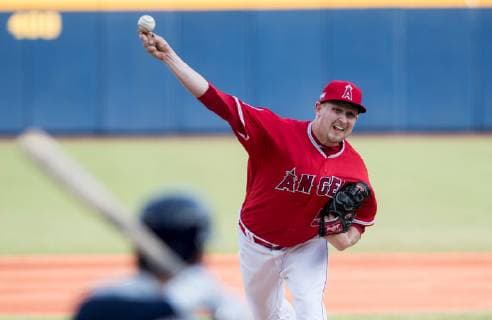 AME9088. MONTERREY (MÉXICO), 04 05 2019.- Trevor Cahill of Los Angeles Angels in action during the first game of a series of two Major League Baseball MLB Baseball Herren USA games against the Houston Astros and the Los Angeles Angels, in Monterrey, Mexico, 04 May 2019. Houston Astros vs Los Angeles Angels !ACHTUNG: NUR REDAKTIONELLE NUTZUNG!  Copyright: xMiguelxSierrax AME9093 20190505-636926251297687773