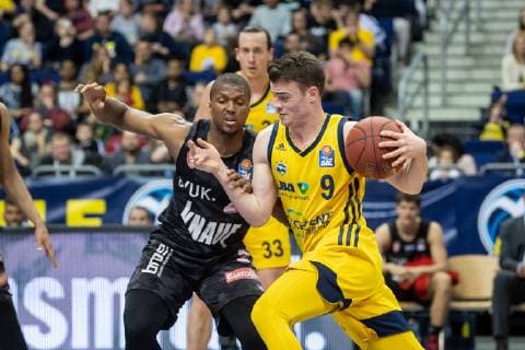 Basketball Berlin 05 05 2019 easyCredit BBL 1 Bundesliga Season 2018 2019 Alba Berlin S Oliver Würzburg Jonas Mattisseck Alba Berlin No 09 Cameron Wells Würzburg No 22