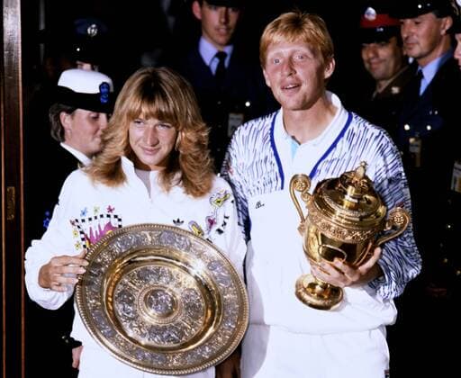 GRAF Stefanie Steffi GER with Wimbledon Cup and Wimbledon Champion BECKER Boris with Cup Tennis All England Lawn Tennis 1989 in Wimbledon on 09 July 1989 in Wimbledon