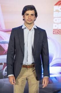 May 6, 2019 - Madrid, Spain - Spanish Formula One driver Carlos Sainz Jr of McLaren Renault poses for the photographers during the presentation of Spanish F1 Grand Prix 2019 in Madrid, Spain, 06 May 2019. Spanish F1 Grand Prix 2019 will be held next 12 May at Circuit de Barcelona-Catalunya in Barcelona. The Presentation Of Spanish F1 Grand Prix 2019  - ZUMAn230 20190506_zaa_n230_515 Copyright: xOscarxGonzalezx
