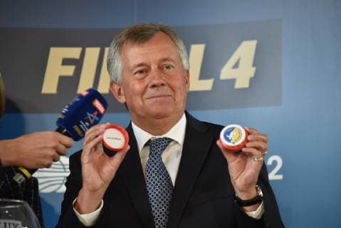 Mayor of the City of Cologne Henriette Reker and EHF President Michael Wiederer pose on 07 05 2019 in Cologne at the drawing of the semi-final opponents of the VELUX EHF Champions League FINAL4 2019 the season highlight of European top handball which takes place on 01 and 02 June 2019 in Kökn