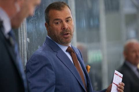 Ice hockey Eishockey - Stars in Wien, AUT vs CAN VIENNA,AUSTRIA,07.MAI.19 - ICE HOCKEY - Stars in Wien, Austria vs Canada. Image shows head coach Alain Vigneault (CAN). GEPAxpictures xMarioxKneisl