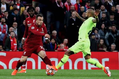 Futbol, Liverpool vs Barcelona El jugador del Barcelona Arturo Vidal controla por el bal—n en el estadio Anfield Road de Barcelona, Espana. 7 05 2019 Joan Monfort Photosport Liverpool vs Barcelona Champions League 2018 