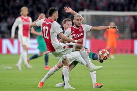 AMSTERDAM, 08-05-2019 Stadium Johan CruyffArena, Season 2018 2019 Champions League semi final second leg. Ajax player Noussair Mazraoui (L) and Ajax player Hakim Ziyech (R) during the game Ajax - Tottenham Hotspur . Ajax - Tottenham Hotspur  x3350375x Copyright: