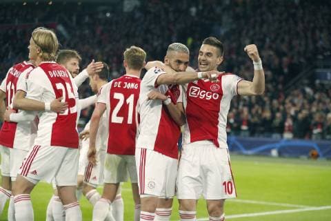AMSTERDAM, 08-05-2019 Stadium Johan CruyffArena, Season 2018 2019 Champions League semi final second leg. Hakim Ziyech scores 2-0 Dusan Tadic celebrates with him during the game Ajax - Tottenham Hotspur Ajax - Tottenham Hotspur  x3350378x Copyright: