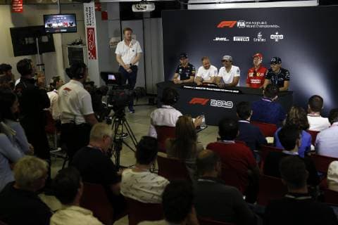 Motorsports: FIA Formula One World Championship WM Weltmeisterschaft 2019, Grand Prix of Spain, 10 Pierre Gasly (FRA, Aston Martin Red Bull Racing), 77 Valtteri Bottas (FIN, Mercedes AMG Petronas Motorsport), 55 Carlos Sainz jr. (ESP, McLaren F1 Team), 5 Sebastian Vettel (GER, Scuderia Ferrari Mission Winnow), 63 George Russell (GBR, ROKiT Williams Racing), Barcelona Spain