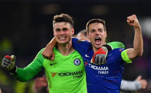 Football - 2018 2019 UEFA Europa League - Semi-Final, Second Leg: Chelsea (1) vs. Eintracht Frankfurt (1) Chelsea s Cesar Azpilicueta celebrates with Kepa Arrizabalaga after their 4-3 penalty shoot out victory after the scores finished 1-1 after extra time, at Stamford Bridge. COLORSPORT ASHLEY WESTERN 