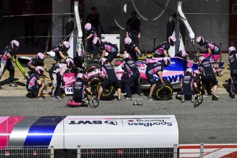 Lance Stroll, Racing Point RP19, in the pits during practice FORMULE 1 : Grand Prix d Espagne - 10 05 2019 MPSAGENCY PANORAMIC 