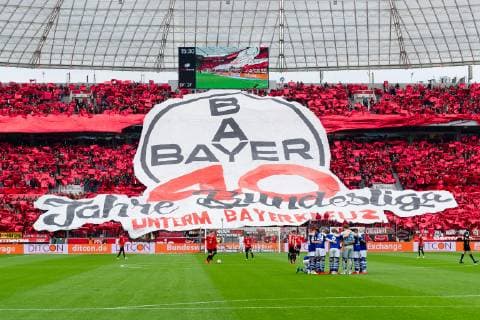 Sport Bilder des Tages Leverkusen , Germany 11.05.2019, 1. Bundesliga, 33. Spieltag, Bayer 04 Leverkusen - FC Schalke 04, Choreo Leverkusen, 40 Jahre Bundesliga ( DeFodi053 *** Leverkusen Germany 11 05 2019 1 Bundesliga 33 Spieltag Bayer 04 Leverkusen FC Schalke 04 Choreo Leverkusen 40 years Bundesliga DeFodi053