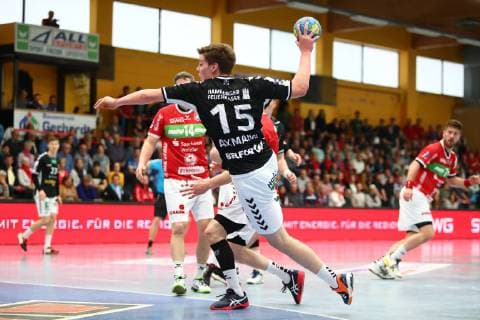 Goalscoring by Dominik Axmann Hamburg TV Huettenberg vs HSV Hamburg Handball 2 Bundesliga 11 05 2019 TV Huettenberg vs HSV Hamburg Handball 2 Bundesliga 11 05 2019 Huettenberg Copyright: xEIBNER RenexWeissx EP_RWS