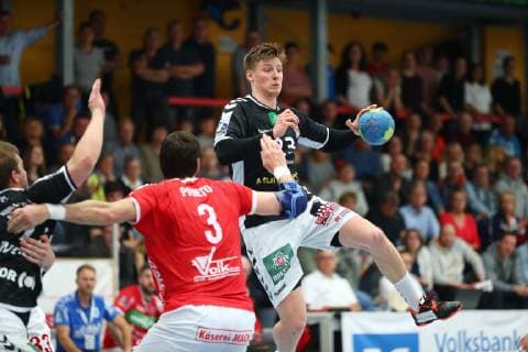 Jan Forstbauer Hamburg in duel with Carlos Prieto Huettenberg TV Huettenberg vs HSV Hamburg Handball 2 Bundesliga 11 05 2019 TV Huettenberg vs HSV Hamburg Handball 2 Bundesliga 11 05 2019 Huettenberg Copyright: xEIBNER RenexWeissx EP_RWS