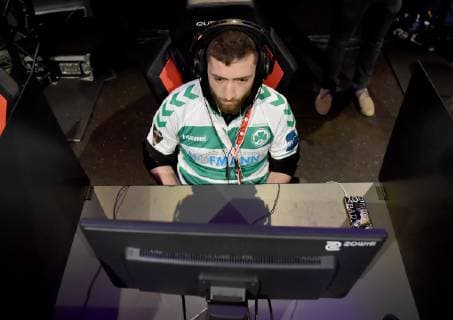 12.05.2019, xlakx, Esports VBL, Grand Final - in Berlin 2019 emspor, v.lChristian xImpact10 Judt (Xbox),SpVgg Greuther Fuerth, E-Sportler, steht beim «Grand Final» der Virtual Bundesliga (VBL) im Westhafen Event & Convention Center. Die 24 besten Spieler Deutschlands kämpfen aufgeteilt in vier Gruppen auf Xbox und Playstation um den Titel. (DFL DFB REGULATIONS PROHIBIT ANY USE OF PHOTOGRAPHS as IMAGE SEQUENCES and or QUASI-VIDEO) Berlin *** 12 05 2019 xlakx Esports VBL Grand Final in Berlin 2019 emspor v lChristian xImpact10 Judt Xbox SpVgg Greuther Fuerth E Athlete is at the Grand Final of the Virtual Bundesliga VBL in the Westhafen Event Convention Center The 24 best players in Germany will fight in four groups on Xbox and Playstation for the title DFL DFB REGULATIONS PROHIBIT ANY USE OF PHOTOGRAPHS as IMAGE SEQUENCES and or QUASI VIDEO Berlin