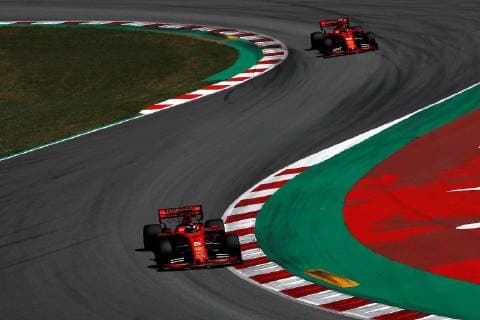 German Formula One driver Sebastian Vettel of Ferrari (L) steers his car at the start of the Spanish Grand Prix held at Montmelo Circuit in Montmelo, Barcelona, Spain, 12 May 2019. 2019 Spanish Grand Prix !ACHTUNG: NUR REDAKTIONELLE NUTZUNG!  Copyright: xAlbertoxEstevezx GRAFCAT8870 20190512-636932747911140236