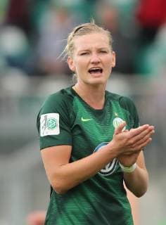 Alexandra Popp (VfL Wolfsburg) DFL regulations prohibit an, use of photographs as image sequences and or quasi-video. Gemaeß den Vorgaben der DFL Deutsche Fussball Liga ist es untersagt, in dem Stadion und oder vom Spiel angefertigte Fotoaufnahmen in Form von Sequenzbildern und oder videoaehnlichen Fotostrecken zu verwerten bzw. verwerten zu lassen. *** Alexandra Popp VfL Wolfsburg DFL regulations prohibit an use of photographs as image sequences and or quasi video According to the DFL Deutsche Fussball Liga it is forbidden to use or have used photographs taken in the stadium and or from the match in the form of sequence pictures and or video-like photo sequences.